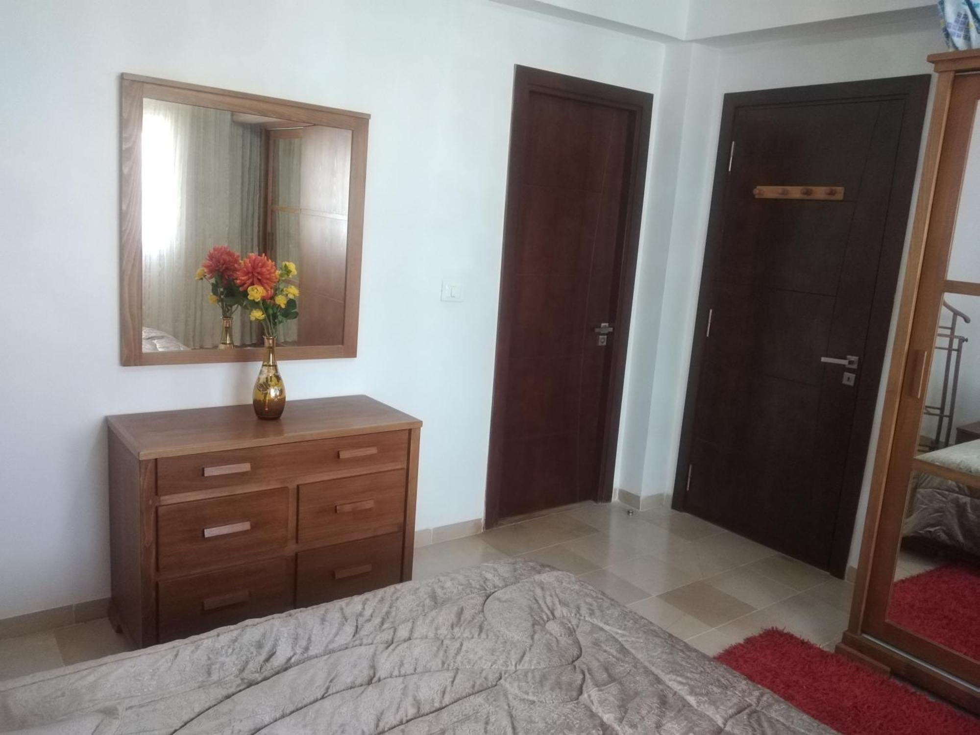 Yasmina Apartment Ariana Luaran gambar